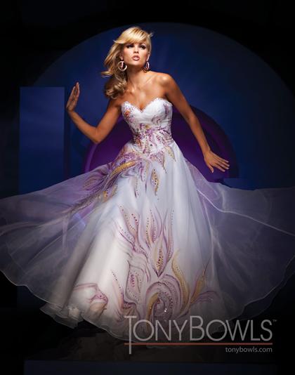 Prom Dresses at Peaches Boutique: Tony Bowls Evenings 201