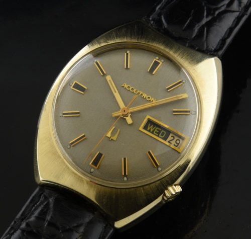 Bulova Accutron 14k. Gold - WatchesToBuy.c