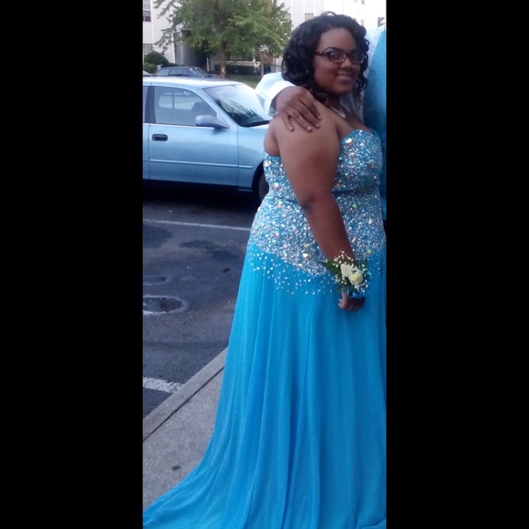 Deb Dresses | Turquoise Plus Size Prom Dress | Poshma