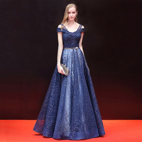 Elegant Prom Dresses 2018 A-Line / Princess Glitter Metal Sash .