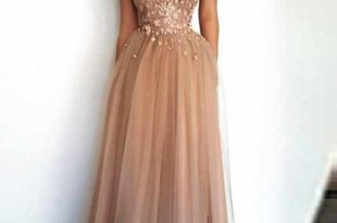 Floor Length Off Shoulder Tulle Evening Dress with Appliques .