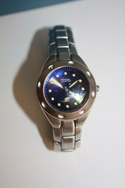 Vintage Men's Fossil Watch Am-3346 Blue 100 Meter 330 Feet for .