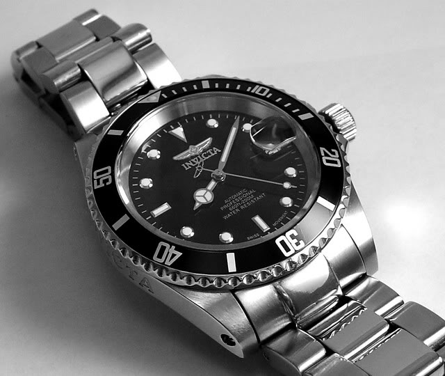Invicta 9937 Review - Pro Diver Swiss Automatic Wat