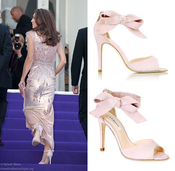 Kate Middleton wearing the L.K. Bennett Floret Court Shoes | Kate .