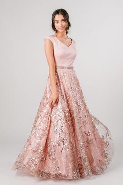 Modern Modest Prom Dresses : Makay