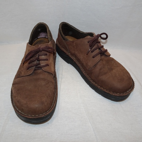 Naot Shoes | Brown Suede Leather Lace Up Oxford | Poshma