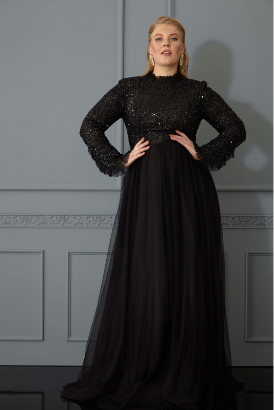 Wholesale Black plus size sequined long sleeve maxi dress 961617 .