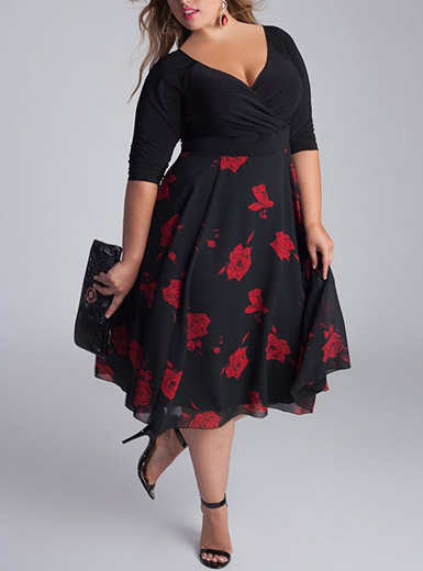 Plus Size Retro Look Midi Dress - Three Quarter Length Sleeves .