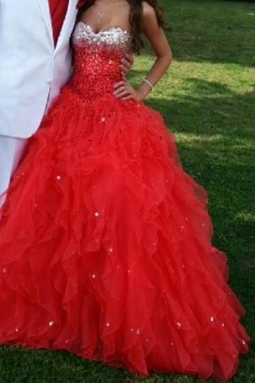Pin by Cheryl Neely on mylifeascamila | Poofy prom dresses, Pretty .