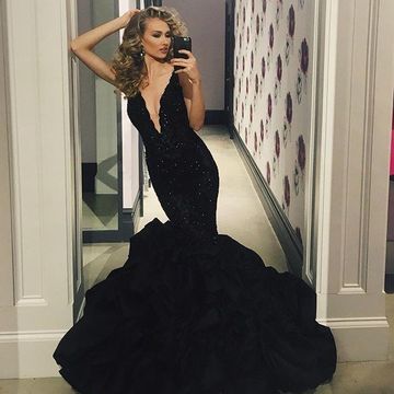 $149.99 Black Prom Dresses 2020 Mermaid V-Neck Sleeveless Se