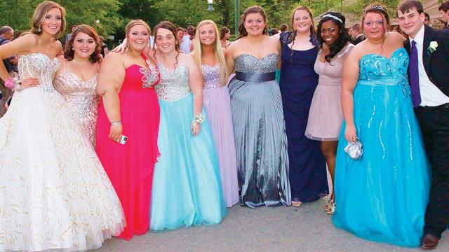 Free prom dresses stir interest in Becca's Clos