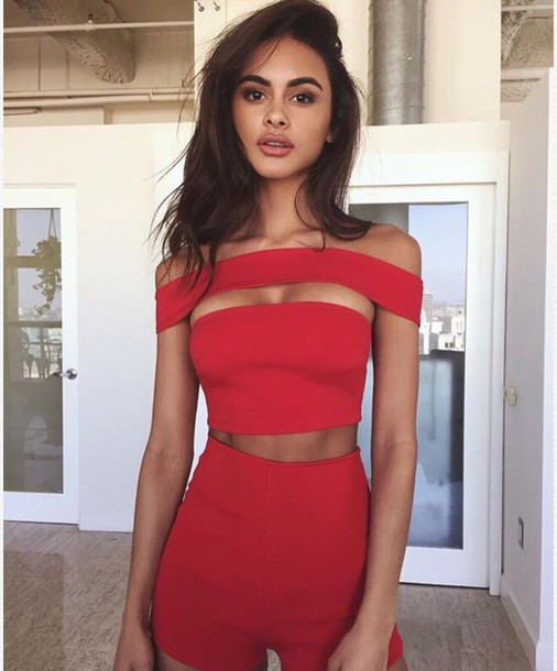 top, red, red top, crop tops, sexy, sexy outfit, party outfits .