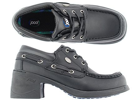 I had these Pod shoes, not kickers, kickers were for boys :D .