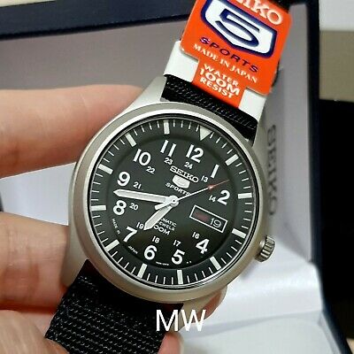 Seiko 5 Sports 23 Jewel Auto Black Nylon Military 100m SNZG15J1 .