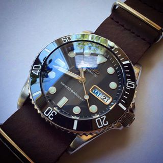 Another awesome shot of Seiko SKX031 Ceramic & Sapphire Submariner .