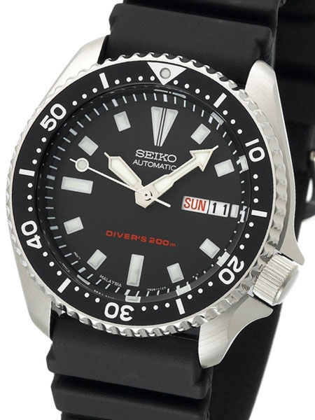 Seiko Black 21-Jewel Automatic Dive Watch with Rubber Strap #SKX1