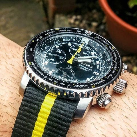 Seiko flightmaster on a yellow and black nato strap. Love the .