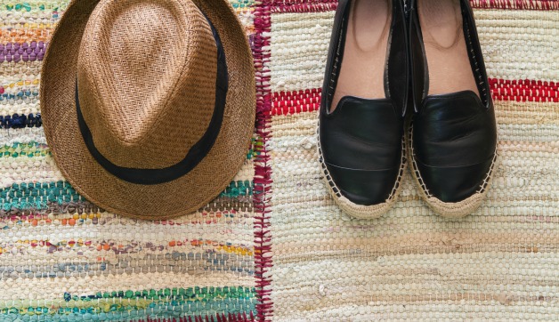 7 Shoes for Spring Travels: Best Styles to Wear this Seas