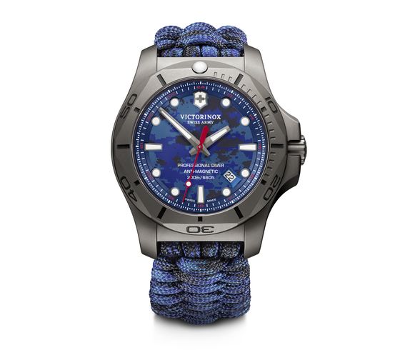 Victorinox I.N.O.X. Professional Diver Titanium in blue, 45 mm .