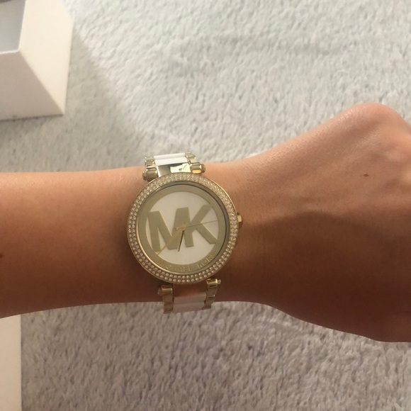 Michael Kors Accessories | White And Gold Watch For Women | Poshma